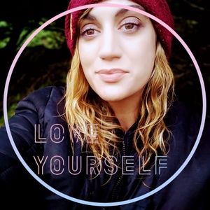 Meet your Posher, Raven